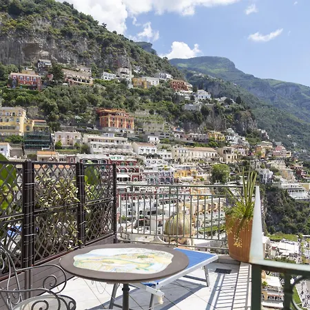 Sea Soul בית הארחה *